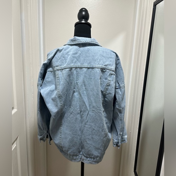 PrettyLittleThing Jean Jacket - Picture 8 of 8